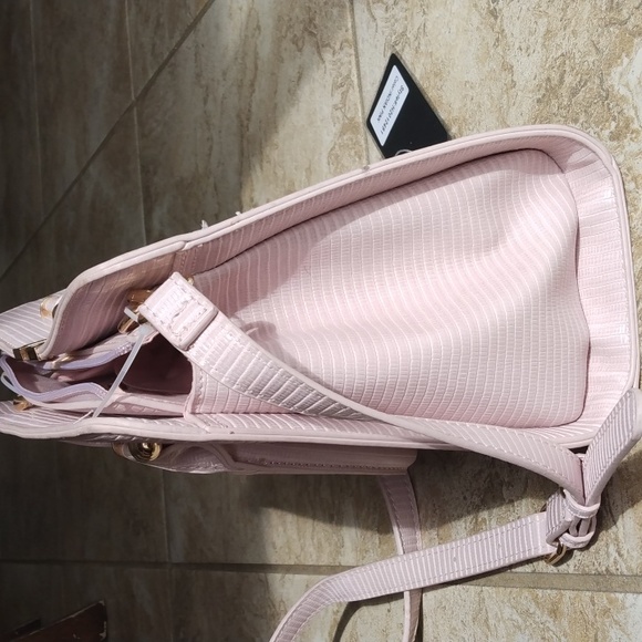 Women's "Indian Pink" Purse - Picture 7 of 12